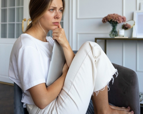 Zihnini Susturamıyor musun? Aşırı Düşünmekten Kurtulmanın 6 Bilimsel ve Etkili Yolu